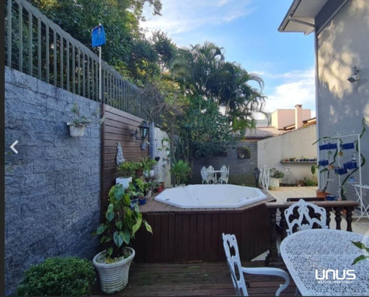 Imagem Casa com 4 Quartos à Venda, 255 m² em Santa Mônica - Florianópolis