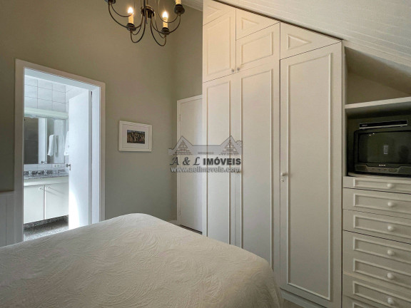 Imagem Casa de Condomínio com 4 Quartos à Venda, 261 m² em Vila Isabel - Campos Do Jordão Imagem Casa de Condomínio com 4 Quartos à Venda, 261 m² em Vila Isabel - Campos Do Jordão