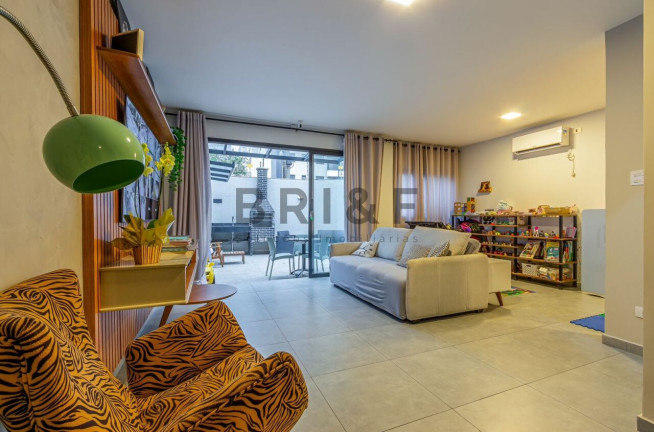 Imagem Casa com 3 Quartos à Venda, 200 m² em Santo Amaro - São Paulo Imagem Casa com 3 Quartos à Venda, 200 m² em Santo Amaro - São Paulo