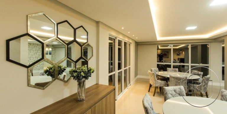 Apartamento com 3 Quartos à Venda, 171 m² em Estreito - Florianópolis