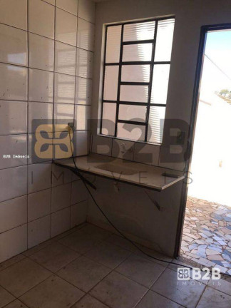 Imagem Casa com 2 Quartos à Venda, 226 m² em Vila Santa Filomena - Bauru Imagem Casa com 2 Quartos à Venda, 226 m² em Vila Santa Filomena - Bauru