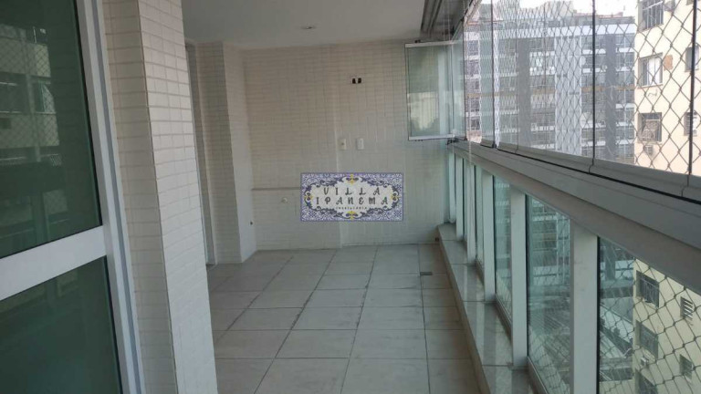 Imagem Apartamento com 3 Quartos à Venda, 158 m² em Icaraí - Niterói Imagem Apartamento com 3 Quartos à Venda, 158 m² em Icaraí - Niterói