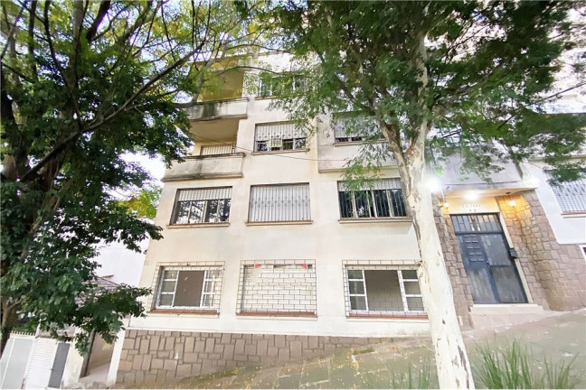 Imagem Imóvel com 3 Quartos à Venda,  em Petrópolis - Porto Alegre
