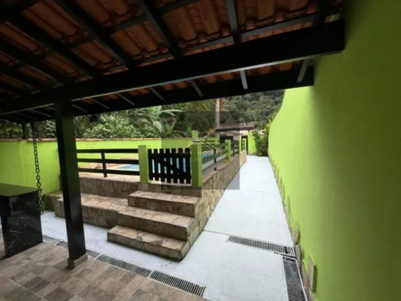 Imagem Casa com 6 Quartos à Venda, 250 m² em Verde Mar - Caraguatatuba Imagem Casa com 6 Quartos à Venda, 250 m² em Verde Mar - Caraguatatuba