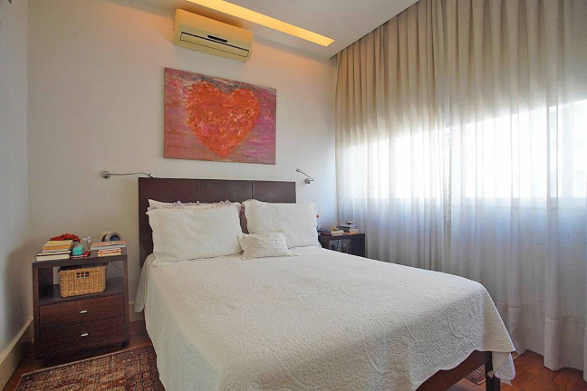 Imagem Apartamento com 2 Quartos à Venda,  em Leblon - Rio De Janeiro