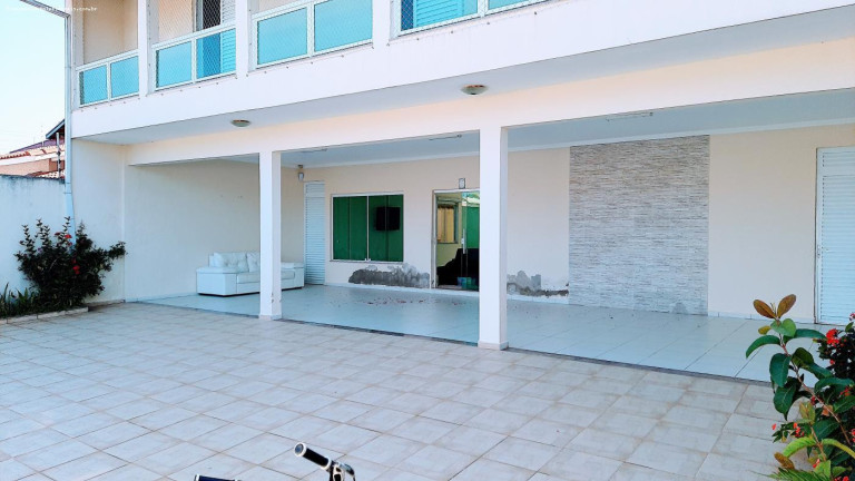 Imagem Casa com 4 Quartos à Venda, 295 m² em Cidade Nova Peruíbe - Peruíbe Imagem Casa com 4 Quartos à Venda, 295 m² em Cidade Nova Peruíbe - Peruíbe