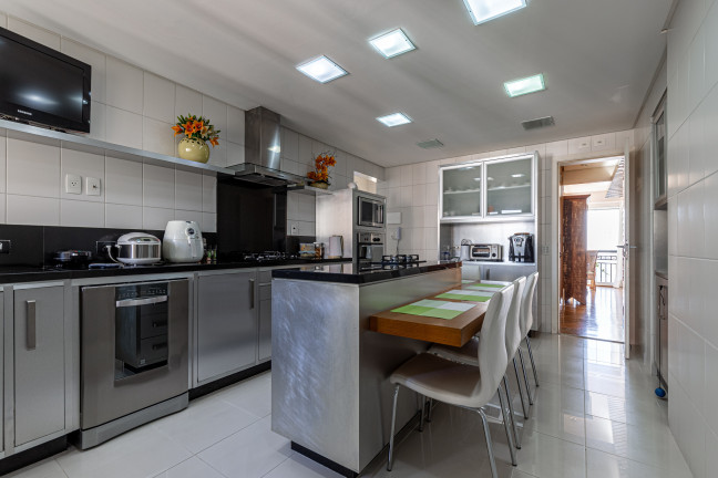Imagem Imóvel com 4 Quartos à Venda, 401 m² em Vila Suzana/morumbi - São Paulo