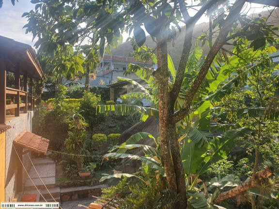 Casa com 3 Quartos à Venda,  em Vila Geny - Itaguaí