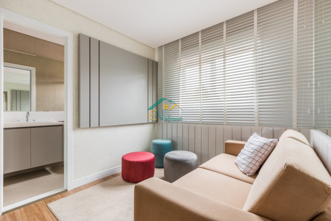 Imagem Apartamento com 3 Quartos à Venda, 160 m² em Cabral - Curitiba