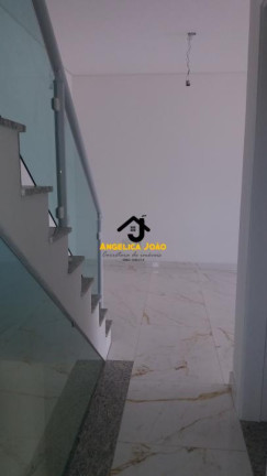 Imagem Casa de Condomínio com 3 Quartos à Venda, 210 m² em Vila Sao Jorge - São Vicente Imagem Casa de Condomínio com 3 Quartos à Venda, 210 m² em Vila Sao Jorge - São Vicente