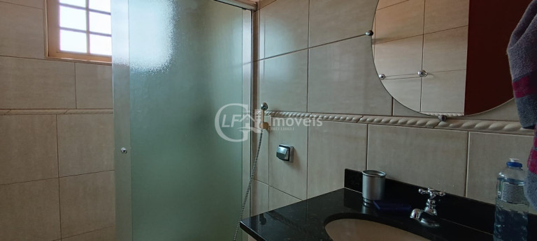 Imagem Casa com 3 Quartos à Venda, 484 m² em Carandá Bosque - Campo Grande Imagem Casa com 3 Quartos à Venda, 484 m² em Carandá Bosque - Campo Grande
