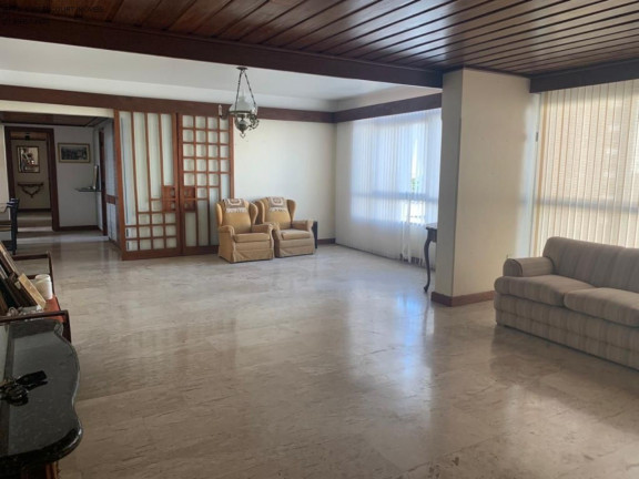 Imagem Imóvel com 4 Quartos à Venda, 204 m² em Graça - Salvador Imagem Imóvel com 4 Quartos à Venda, 204 m² em Graça - Salvador