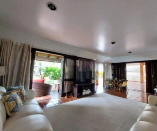Imagem Casa com 5 Quartos à Venda, 427 m² em Centro - Guaratuba