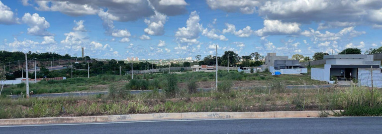 Terreno à Venda, 250 m² em Ribeirão Do Lipa - Cuiabá