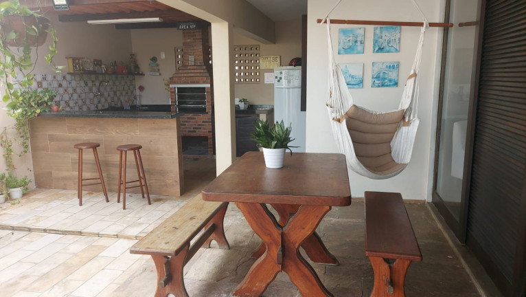 Imagem Casa com 4 Quartos à Venda, 239 m² em Piedade - Jaboatão Dos Guararapes