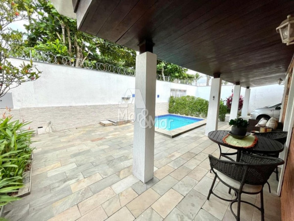 Imagem Casa com 5 Quartos à Venda, 179 m² em Enseada - Guarujá Imagem Casa com 5 Quartos à Venda, 179 m² em Enseada - Guarujá