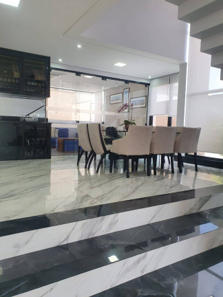 Imagem Casa com 4 Quartos à Venda, 420 m² em Tamboré - Santana De Parnaíba Imagem Casa com 4 Quartos à Venda, 420 m² em Tamboré - Santana De Parnaíba
