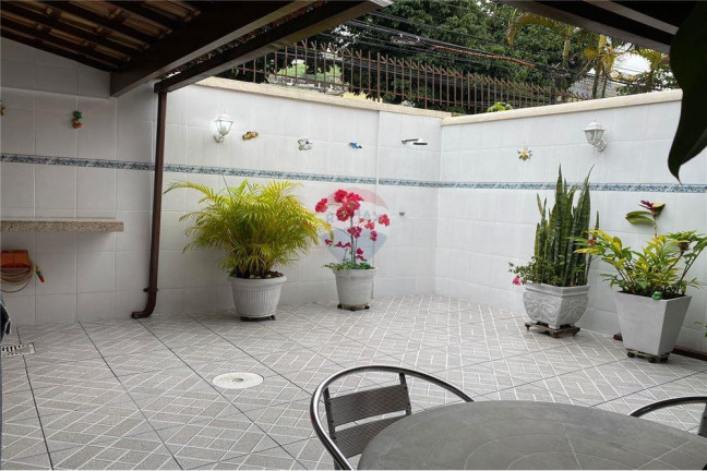 Imagem Casa de Condomínio com 2 Quartos à Venda, 130 m² em Taquara - Rio De Janeiro Imagem Casa de Condomínio com 2 Quartos à Venda, 130 m² em Taquara - Rio De Janeiro