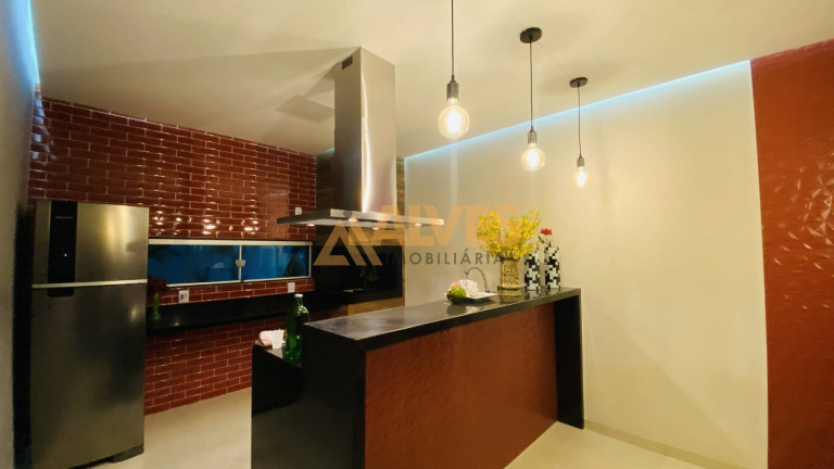 Imagem Casa com 3 Quartos à Venda, 300 m² em Cidade Nova - Feira De Santana