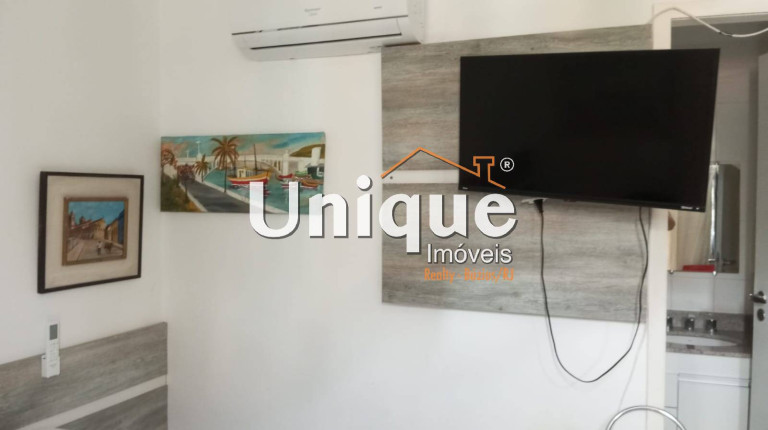 Imagem Apartamento com 2 Quartos à Venda, 60 m² em Algodoal - Cabo Frio