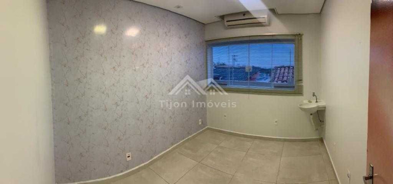 Imagem Sobrado com 13 Quartos à Venda, 300 m² em Campolim - Sorocaba