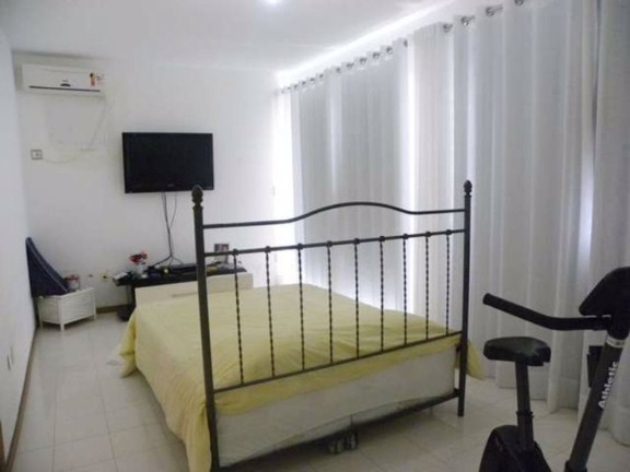 Imagem Casa com 4 Quartos à Venda, 380 m² em Buraquinho - Lauro De Freitas Imagem Casa com 4 Quartos à Venda, 380 m² em Buraquinho - Lauro De Freitas