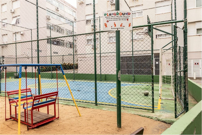Imagem Imóvel com 3 Quartos à Venda,  em Vila Ipiranga - Porto Alegre
