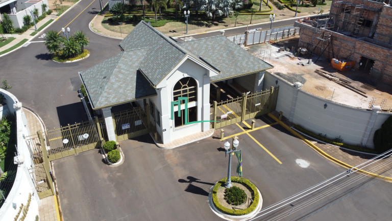 Terreno à Venda, 450 m² em Residencial Rodrigo Salloum - Franca