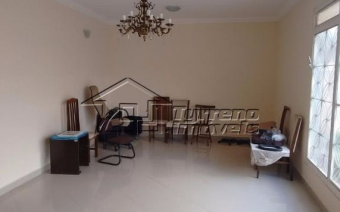 Casa com 4 Quartos para Alugar, 400 m² em Monte Castelo - São José Dos Campos