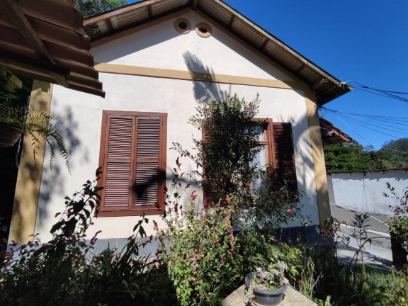 Imagem Casa com 7 Quartos à Venda, 290 m² em Centro - Petrópolis Imagem Casa com 7 Quartos à Venda, 290 m² em Centro - Petrópolis