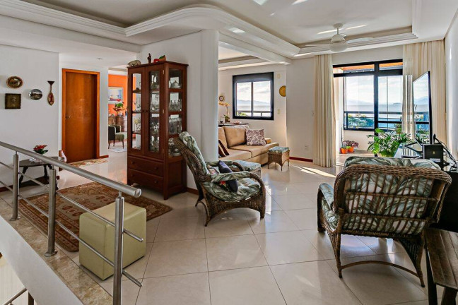 Imagem Apartamento à Venda, 200 m² em Balneário - Florianópolis Imagem Apartamento à Venda, 200 m² em Balneário - Florianópolis