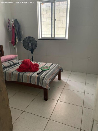 Imagem Casa com 2 Quartos à Venda, 65 m² em Araturi - Caucaia