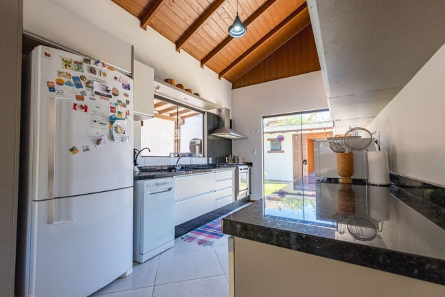 Imagem Casa com 4 Quartos à Venda, 149 m² em Armação Do Pântano Do Sul - Florianópolis
