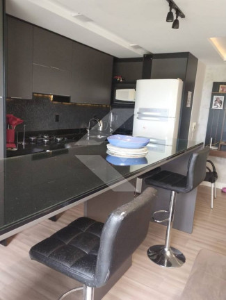 Imagem Apartamento com 2 Quartos à Venda, 56 m² em Espinheiros - Itajaí