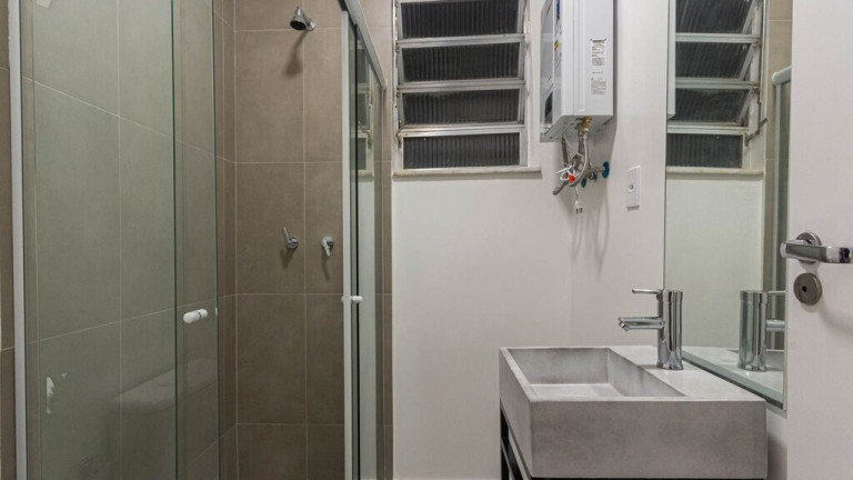 Imagem Apartamento com 1 Quarto à Venda, 46 m² em Humaitá - Rio De Janeiro Imagem Apartamento com 1 Quarto à Venda, 46 m² em Humaitá - Rio De Janeiro