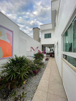 Imagem Sobrado com 4 Quartos à Venda, 300 m² em Gaivotas - Matinhos