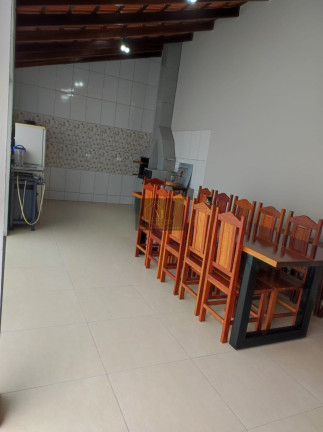 Imagem Casa com 3 Quartos à Venda, 264 m² em Alvorada - Tomazina