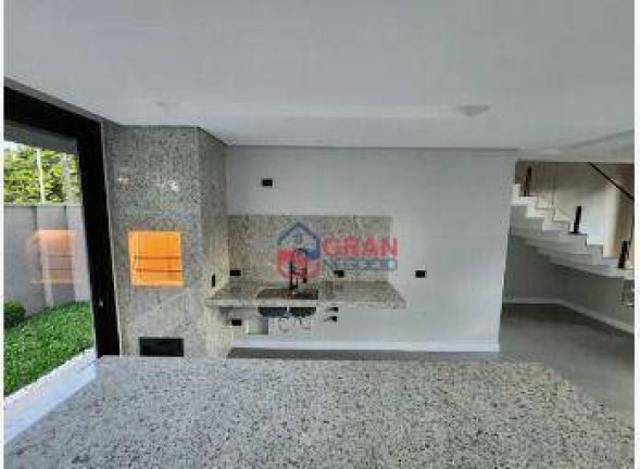Imagem Sobrado com 3 Quartos à Venda, 166 m² em Pilarzinho - Curitiba