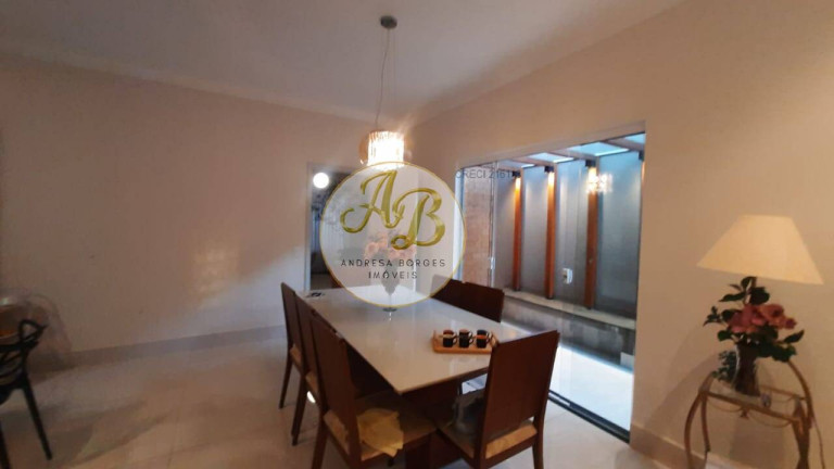 Imagem Casa com 3 Quartos à Venda, 250 m² em Jardim Samello V - Franca