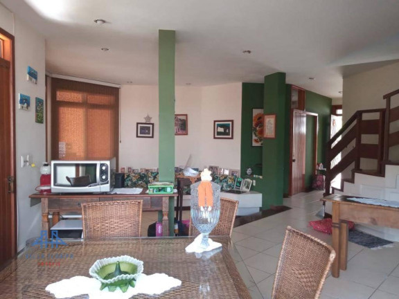Casa com 5 Quartos à Venda, 267 m² em Santa Mônica - Florianópolis