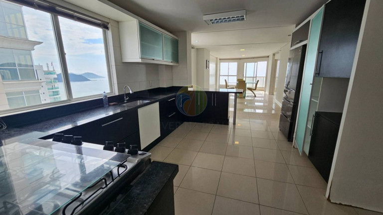 Imagem Cobertura com 5 Quartos à Venda, 574 m² em Centro - Balneário Camboriú