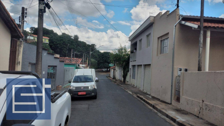 Imagem Casa com 3 Quartos para Alugar,  em Centro - Socorro