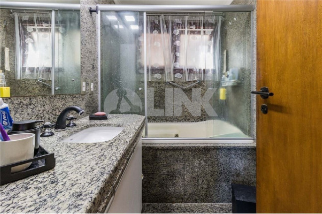 Imagem Apartamento com 3 Quartos à Venda, 258 m² em Mont Serrat - Porto Alegre Imagem Apartamento com 3 Quartos à Venda, 258 m² em Mont Serrat - Porto Alegre
