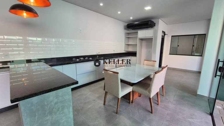 Imagem Casa com 3 Quartos à Venda, 300 m² em Jardim Tarobá - Foz Do Iguaçu Imagem Casa com 3 Quartos à Venda, 300 m² em Jardim Tarobá - Foz Do Iguaçu