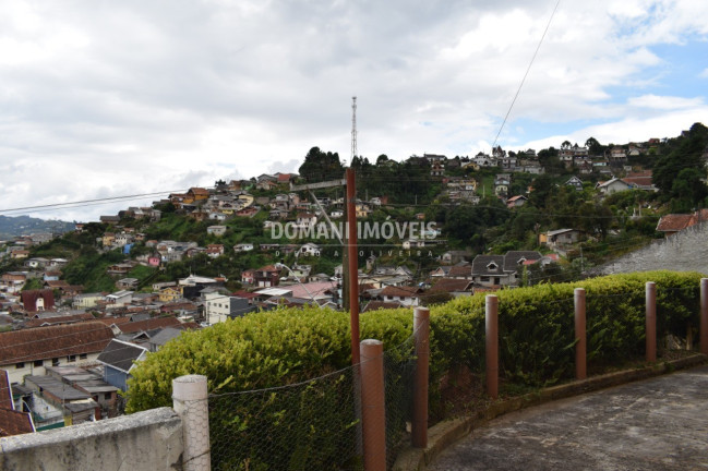 Imagem Casa com 2 Quartos à Venda, 74 m² em Região Do Jaguaribe - Campos Do Jordão Imagem Casa com 2 Quartos à Venda, 74 m² em Região Do Jaguaribe - Campos Do Jordão