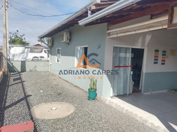 Imagem Casa com 2 Quartos à Venda, 144 m² em Itacolomi - Balneário Piçarras
