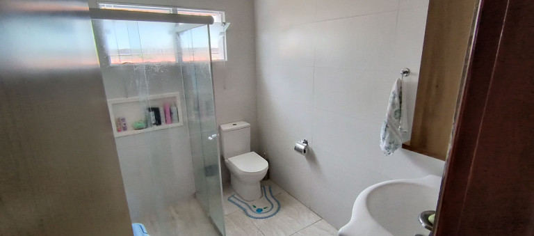 Imagem Casa com 3 Quartos à Venda, 250 m² em Laranjeiras - Caieiras