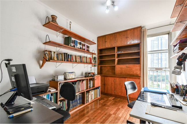 Imagem Imóvel com 4 Quartos à Venda, em Brooklin Paulista - São Paulo Imagem Imóvel com 4 Quartos à Venda, em Brooklin Paulista - São Paulo