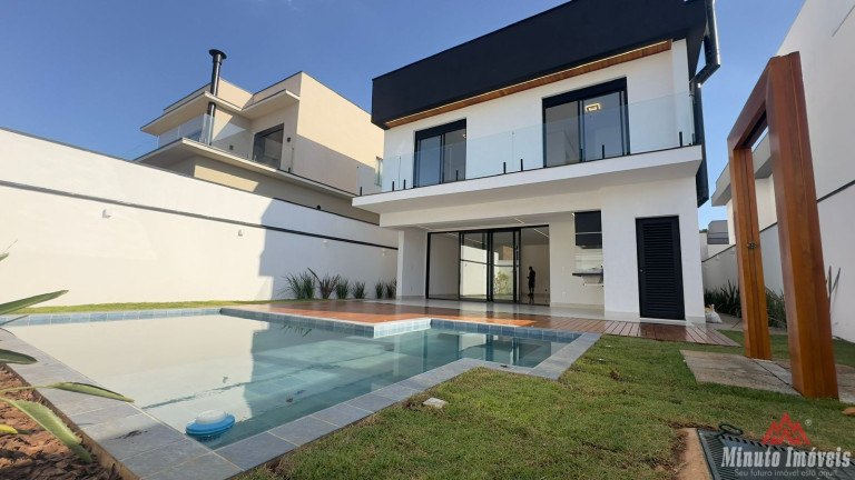 Imagem Sobrado com 3 Quartos à Venda, 279 m² em Jardim Samambaia - Jundiaí