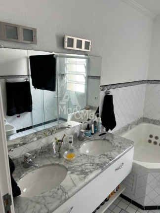 Imagem Apartamento com 3 Quartos à Venda, 195 m² em Pitangueiras - Guarujá Imagem Apartamento com 3 Quartos à Venda, 195 m² em Pitangueiras - Guarujá